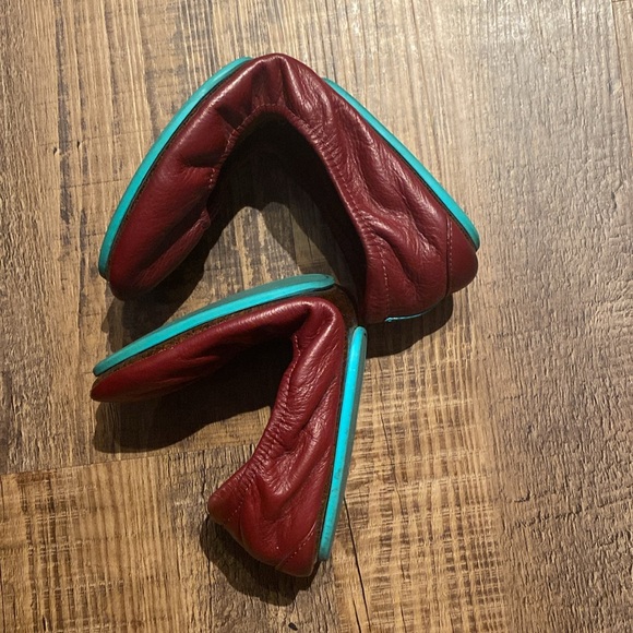 Burgundy Leather Tieks 9 - Picture 3 of 7